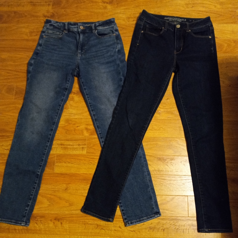 TWO PAIR SIZE 8 LONG HI RISE SKINNY AMERICAN EAGLE JEANS
